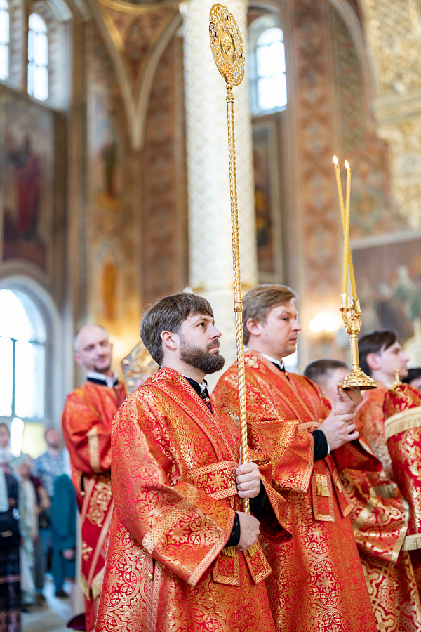 Божественная литургия во Всехсвятском храме города Серпухова